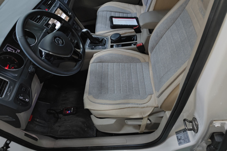 大众 高尔夫 2015款 1.4TSI 自动舒适型中控内饰19