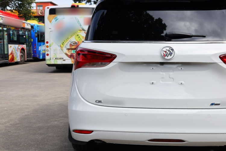 别克GL6 2021款 323T 轻混动互联豪华型局部细节9003