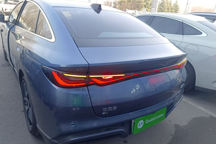 比亚迪 海豹06新能源 2025款 EV 545KM旗舰型车身外观6