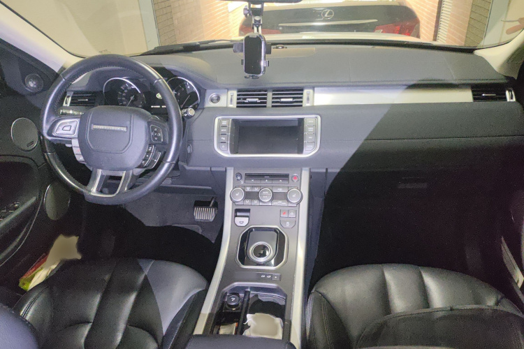 路虎 揽胜极光 2015款 2.0T 五门智耀版中控内饰7002