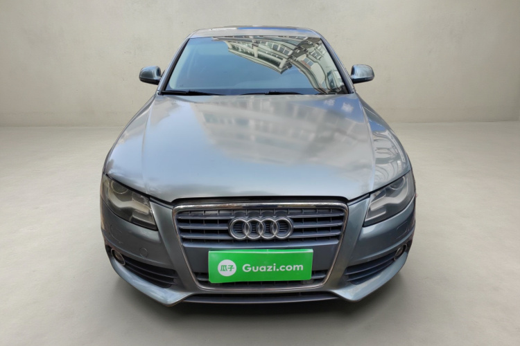 奥迪A4L 2010款 2.0 TFSI 运动型车身外观2