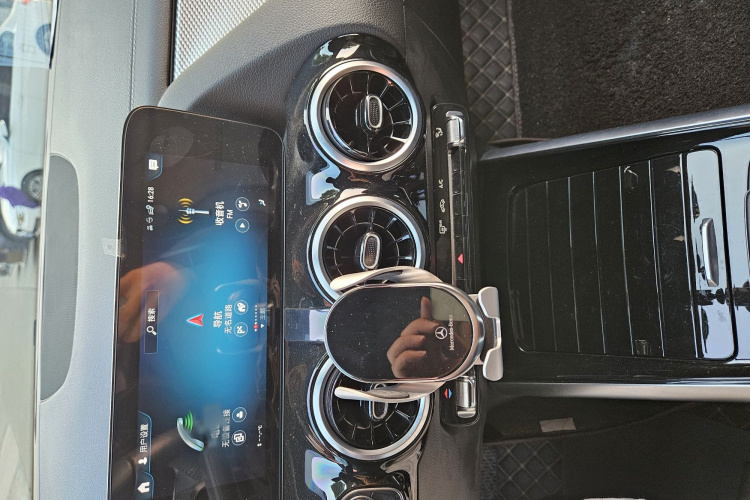 奔驰GLA 2022款 改款二 GLA 200局部细节16