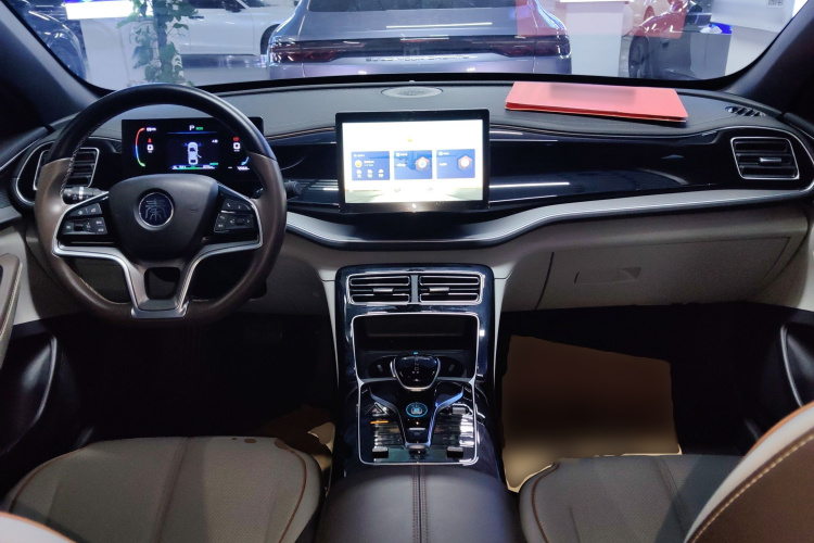 比亚迪 秦PLUS 2023款 冠军版 EV 420KM超越型中控内饰12