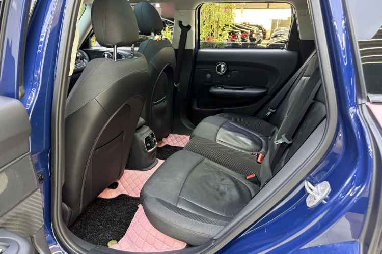 MINI Clubman 2016款 改款 1.5T COOPER 极客版中控内饰7007