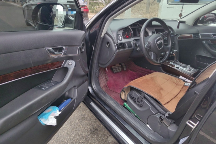 奥迪A6L 2011款 2.0 TFSI 自动舒适型中控内饰20