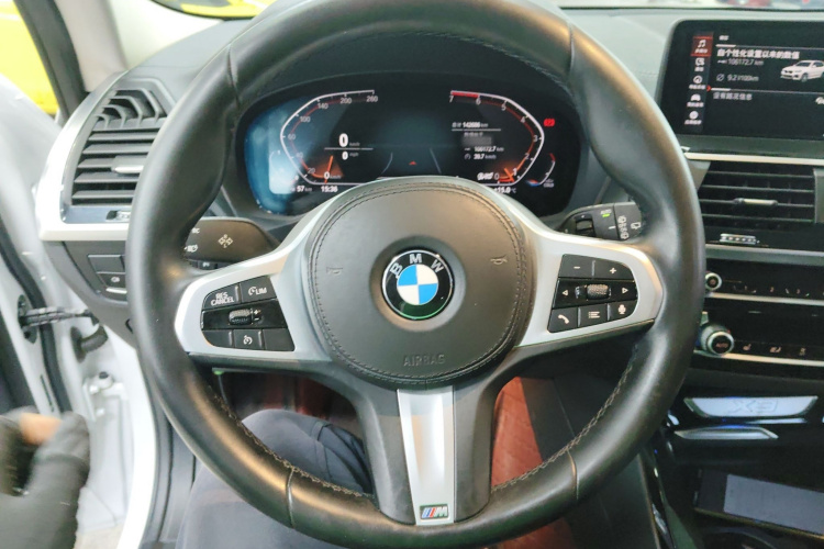 宝马X3 2021款 xDrive25i M运动套装局部细节13