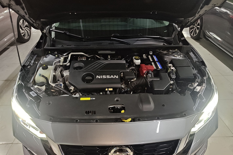 日产 轩逸 2022款 1.6L XL CVT悦享版机舱底盘24