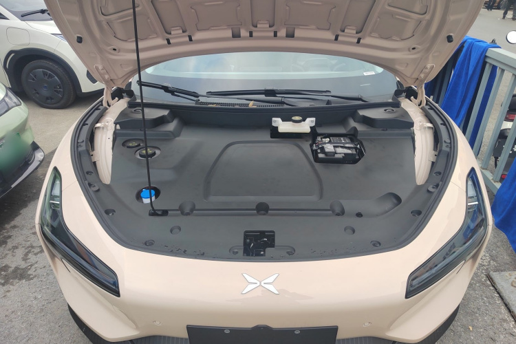 小鹏MONA M03 2024款 620 超长续航机舱底盘24