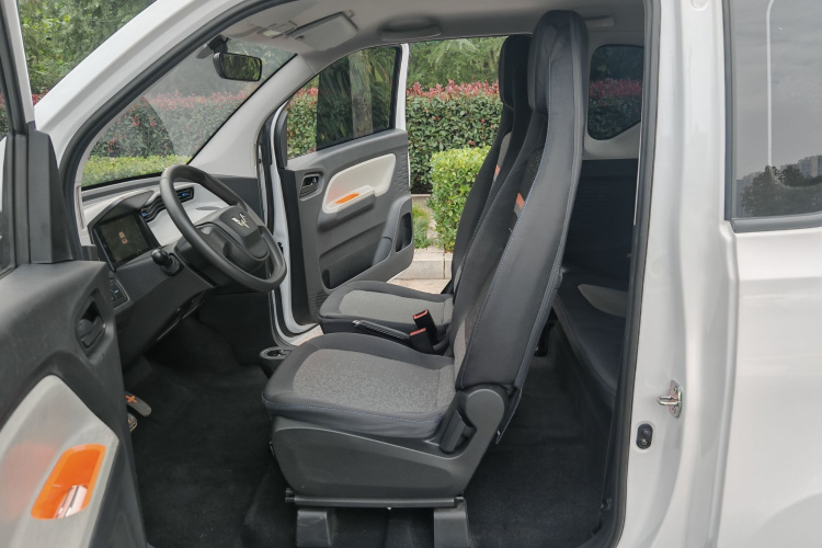 五菱汽车 宏光MINIEV 2022款 自在款 磷酸铁锂中控内饰7006