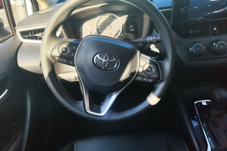 丰田 卡罗拉 2021款 1.2T S-CVT先锋PLUS版中控内饰13