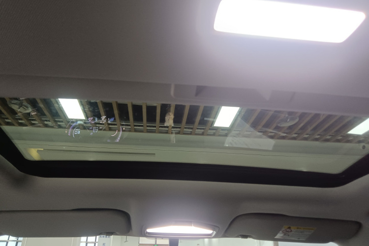 吉利汽车 帝豪 2023款 第4代冠军版 1.5L CVT尊贵型局部细节22