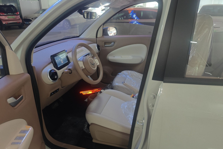 五菱汽车 宏光MINIEV 2025款 四门版 进阶款中控内饰19