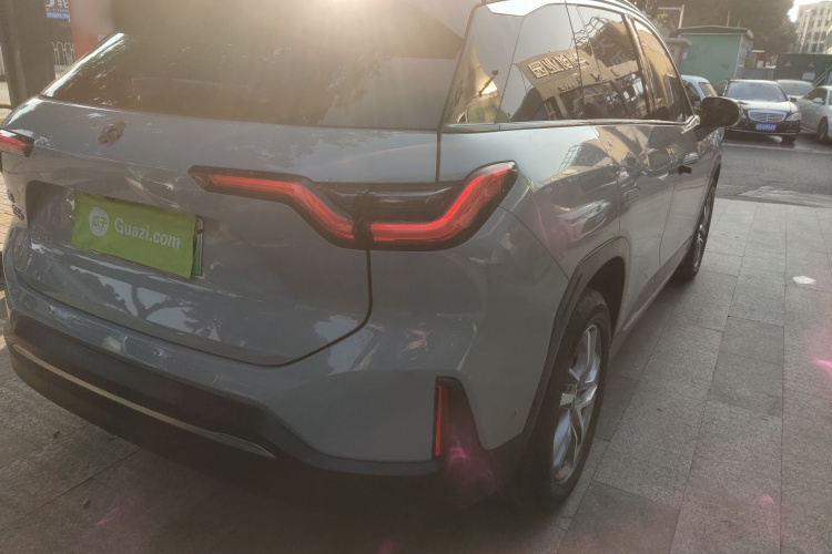 蔚来ES6 2020款 420KM 运动版车身外观6006