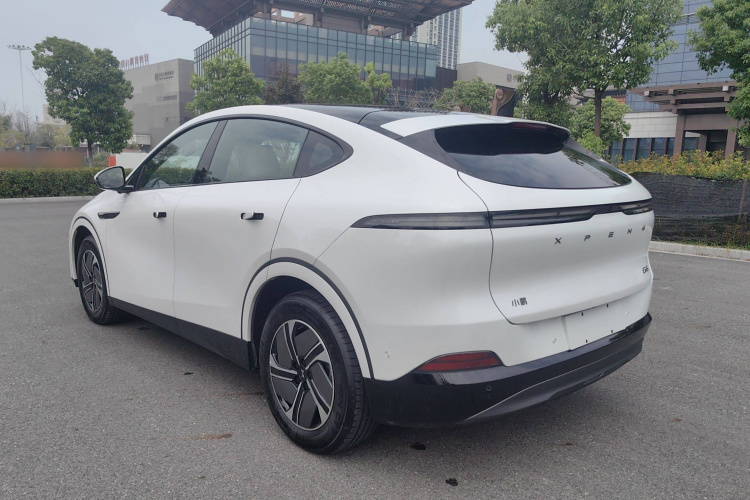 小鹏G6 2024款 580 长续航 Plus车身外观6009