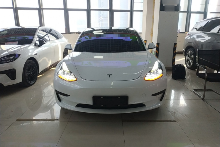 特斯拉 Model 3 2022款 后轮驱动版车身外观6001