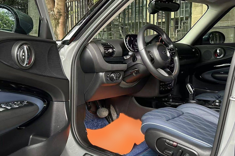 MINI Clubman 2022款 改款 2.0T COOPER S中控内饰7007