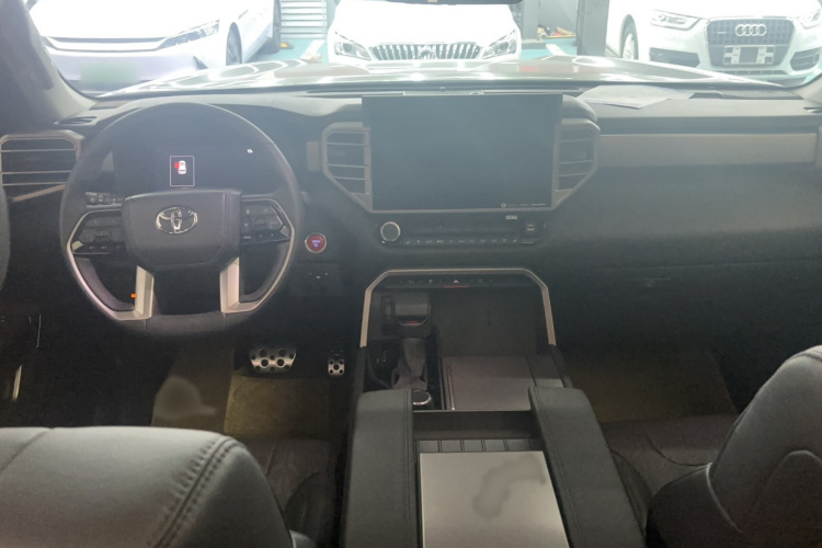 丰田 红杉（平行进口）中控内饰7003