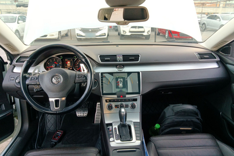 一汽-大众CC 2016款 2.0TSI 至尊型中控内饰12