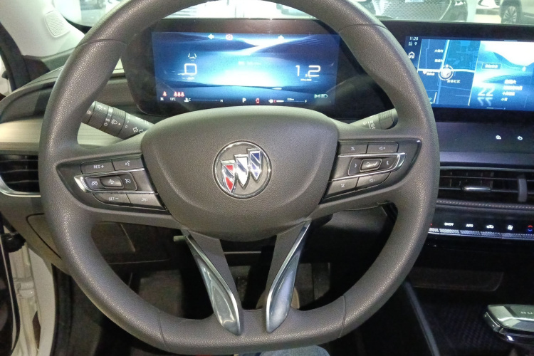 别克 威朗 2023款 Pro 乐享版中控内饰13