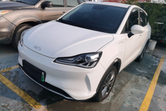 哪吒汽车 哪吒V 2022款 潮 400 Lite