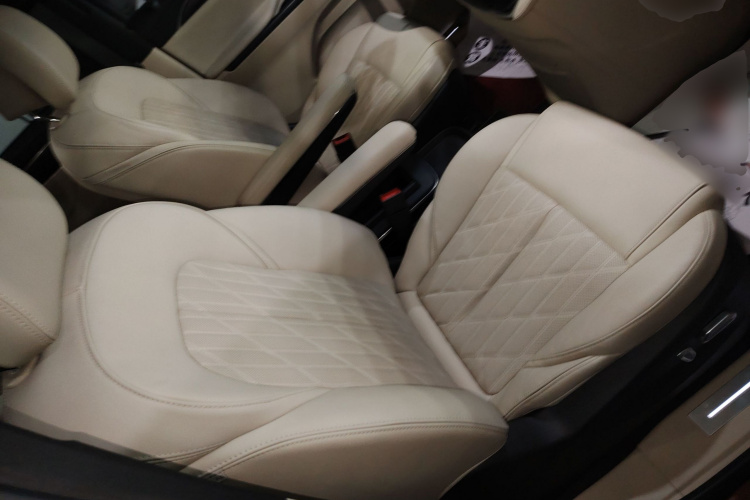 别克GL8 2022款 ES陆尊 653T 旗舰型局部细节41