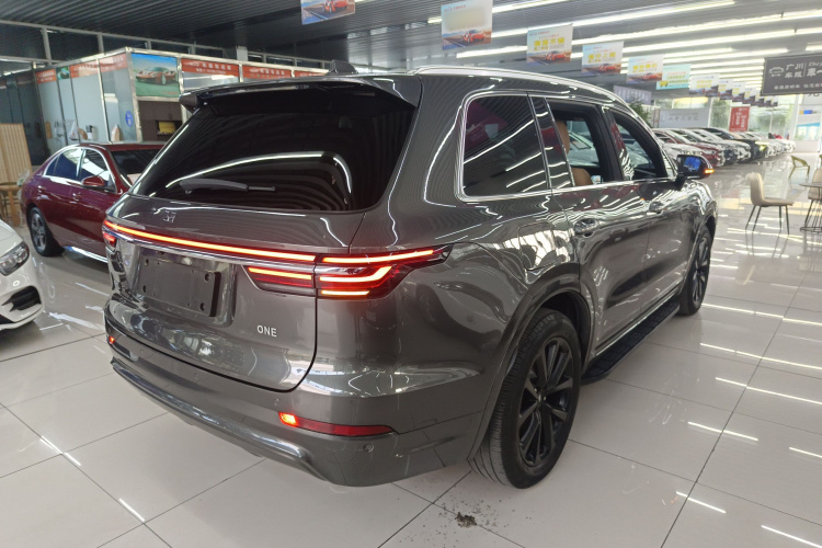 理想汽车 理想ONE 2020款 增程6座版车身外观6005