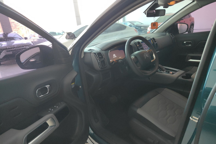 雪铁龙 天逸 C5 AIRCROSS 2021款 400THP 悦享型中控内饰20