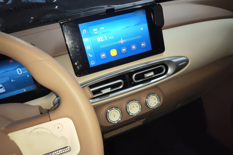 五菱汽车 宏光MINIEV 2025款 四门版 臻享款局部细节16