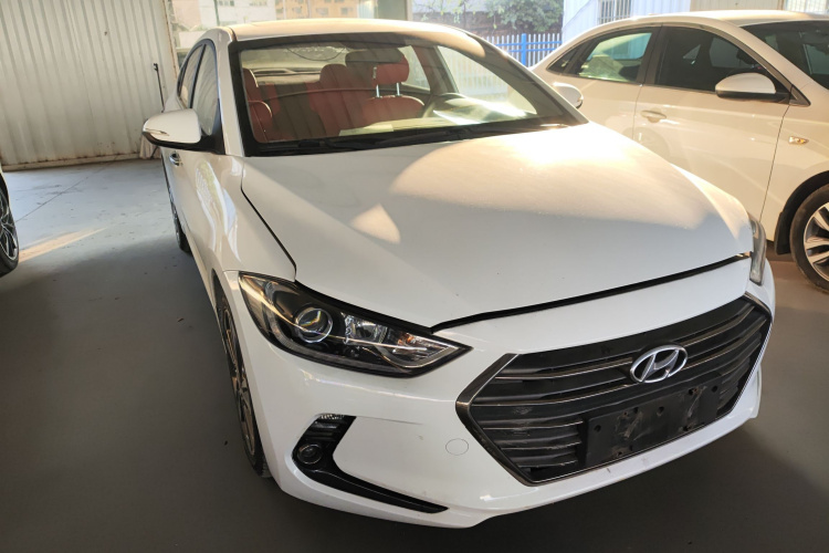 现代 领动 2016款 1.6L 自动智炫·精英型车身外观3