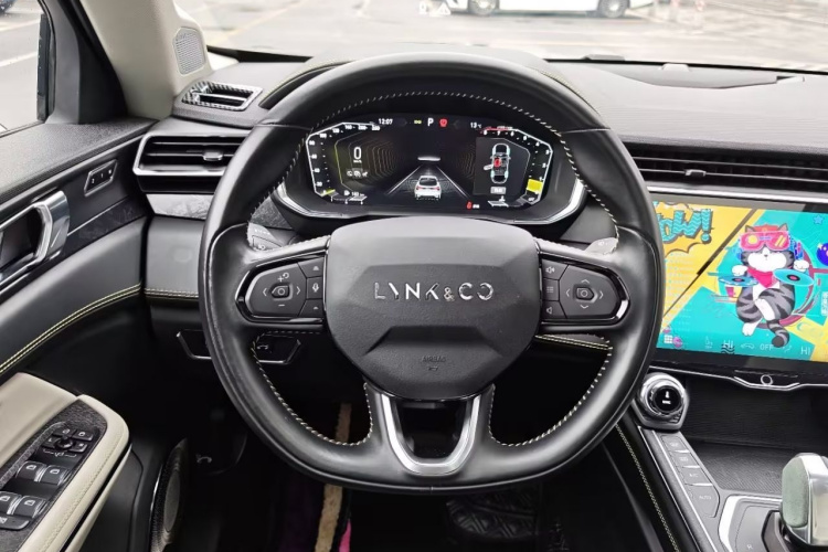 领克05 2022款 2.0TD 两驱耀Halo局部细节13