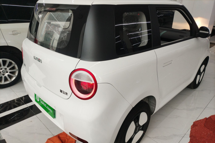 长安启源 长安Lumin 2023款 205km 香沁款车身外观7