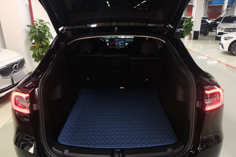 特斯拉 Model Y 2023款 长续航全轮驱动版机舱底盘23