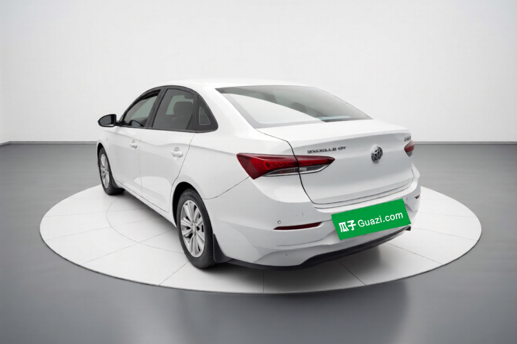 别克 英朗 2021款 典范 1.5L 自动精英型车身外观5