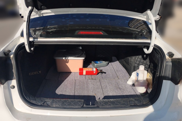 吉利汽车 帝豪 2022款 第4代 1.5L CVT尊贵型中控内饰23