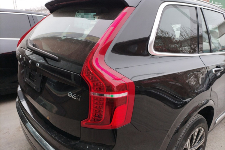沃尔沃XC90 2023款 B6 智雅豪华版 7座车身外观6006
