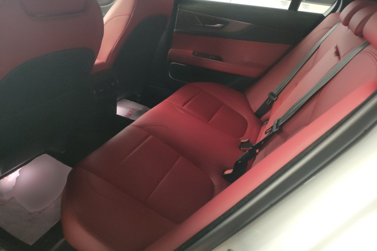 捷豹XEL 2024款 2.0T 250PS R-DYNAMIC S进取运动版中控内饰21