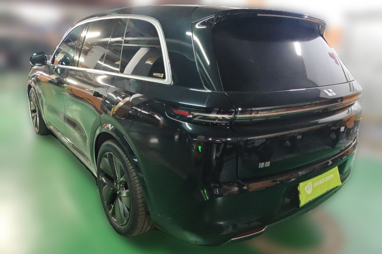 理想汽车 理想L8 2024款 Ultra车身外观5