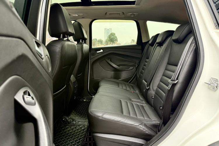 福特 翼虎 2015款 2.0L GTDi 四驱精英型中控内饰7008