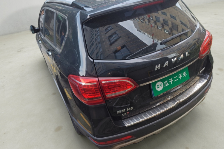 哈弗H6 2017款 红标 运动版 1.5T 手动两驱精英型车身外观5