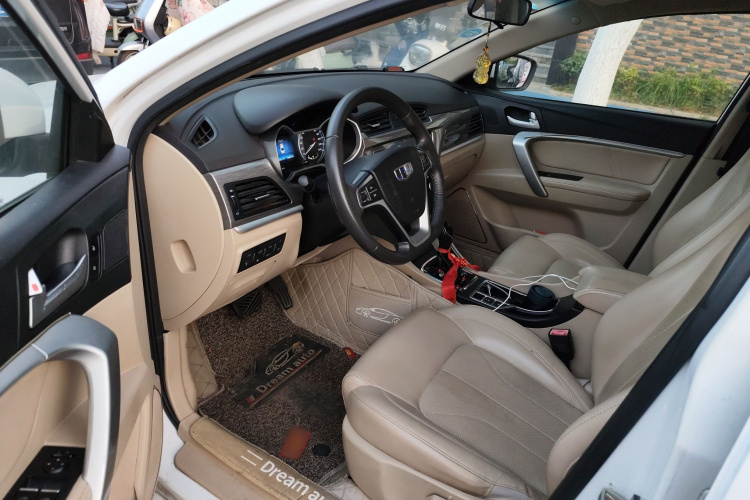 吉利汽车 帝豪 2017款 三厢百万款 1.5L CVT豪华型中控内饰20