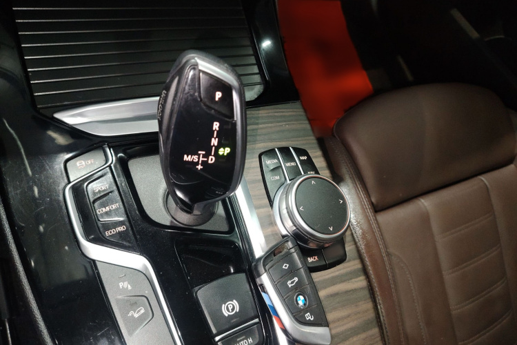 宝马X3 2020款  xDrive28i M运动套装局部细节18