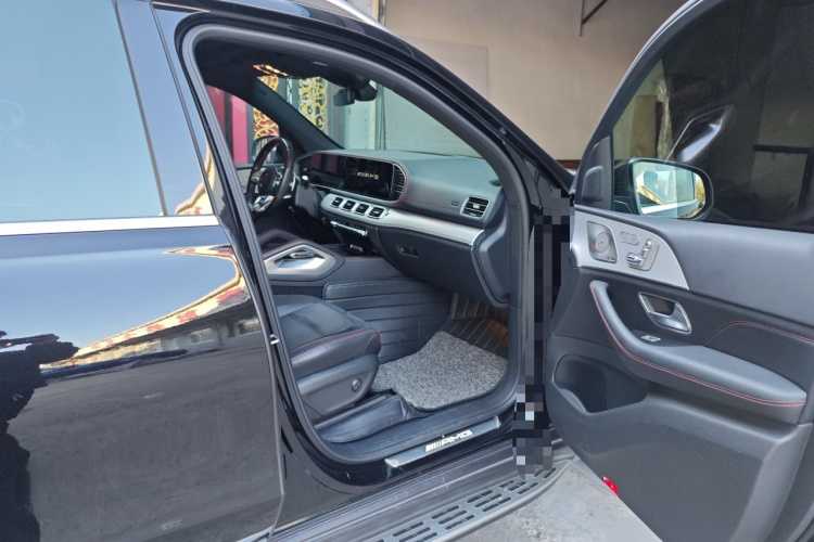 奔驰GLE AMG 2022款 AMG GLE 53 4MATIC+局部细节9005