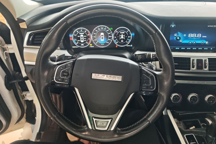 哈弗H7 2018款 改款 蓝标H7 2.0T 自动智享型中控内饰13