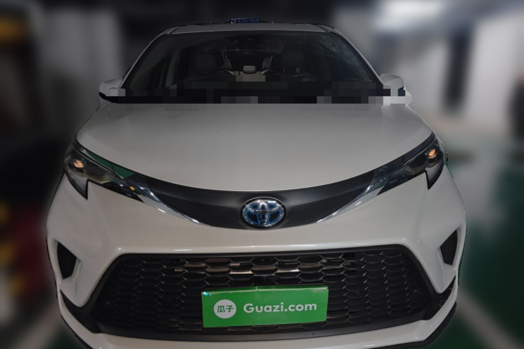 丰田 格瑞维亚 2023款 2.5L混动 舒适版车身外观2