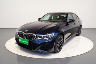 宝马3系 2021款 330Li xDrive M运动曜夜套装