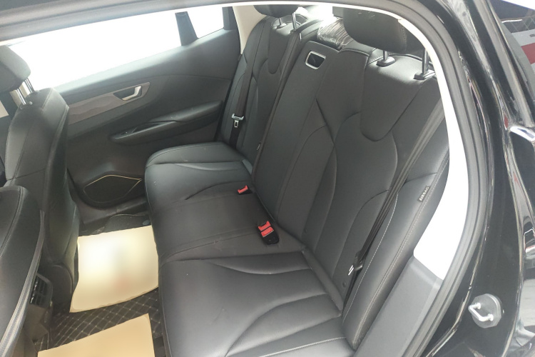 红旗E-QM5 2023款 改款 基础出行版中控内饰21