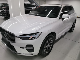 沃尔沃XC60 2025款 B5 四驱智逸豪华版