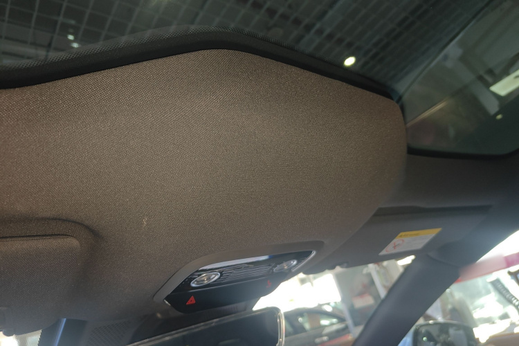 哪吒汽车 哪吒S 2024款 增程 1060版中控内饰22