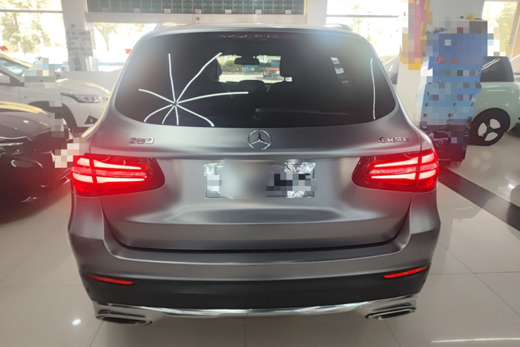 奔驰GLC 2016款 GLC 260 4MATIC 动感型车身外观6
