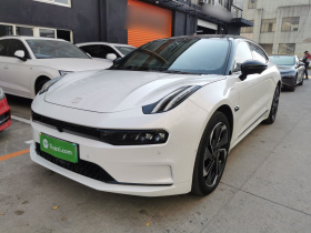 极氪001 2022款 超长续航双电机 YOU版